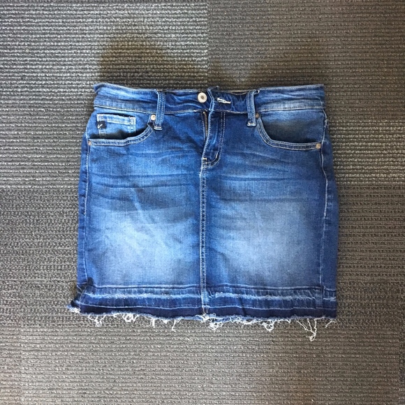 Jean skirt - Picture 1 of 3